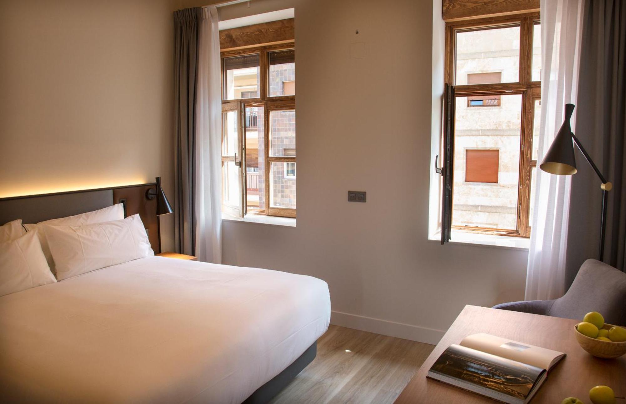 Prisma Suites Саламанка Екстер'єр фото