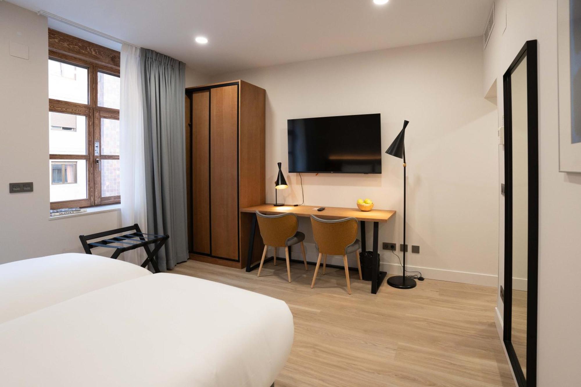 Prisma Suites Саламанка Екстер'єр фото