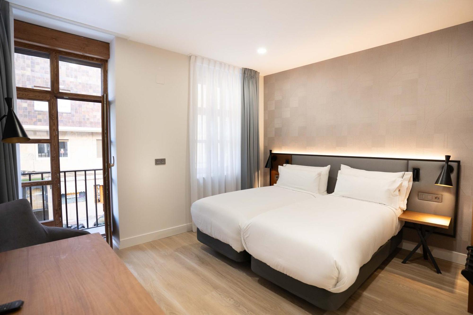 Prisma Suites Саламанка Екстер'єр фото