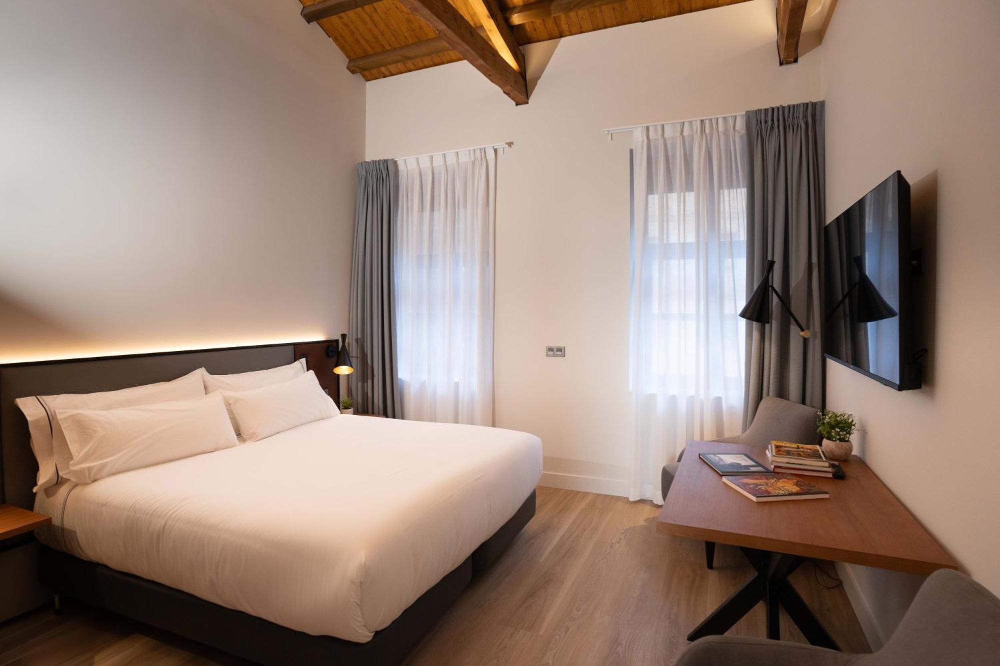 Prisma Suites Саламанка Екстер'єр фото