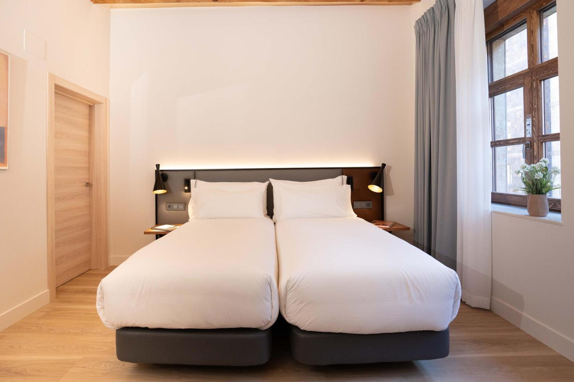 Prisma Suites Саламанка Екстер'єр фото